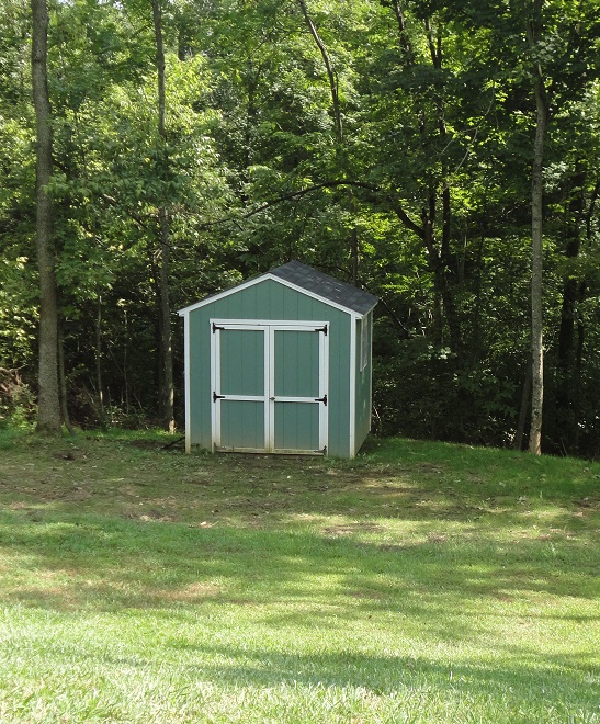 Do I Have to Clean the Chicken Coop?