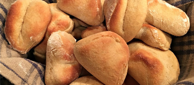 How to Make Yeast Rolls – Video (Premium)